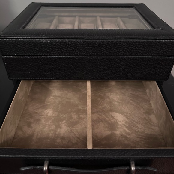 Fossil Watch Holder - Picture 3 of 5